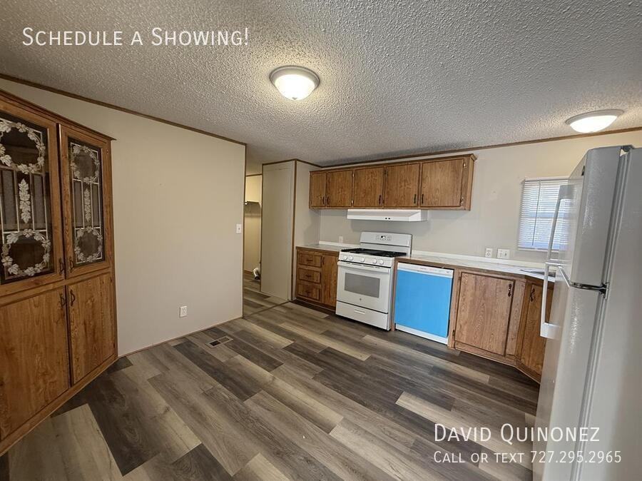 6622 Country Ln - Photo 2 of 16