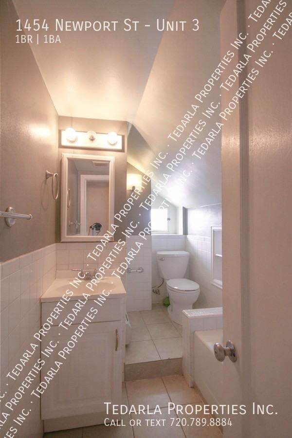 1454 Newport St #3 - Photo 5 of 7