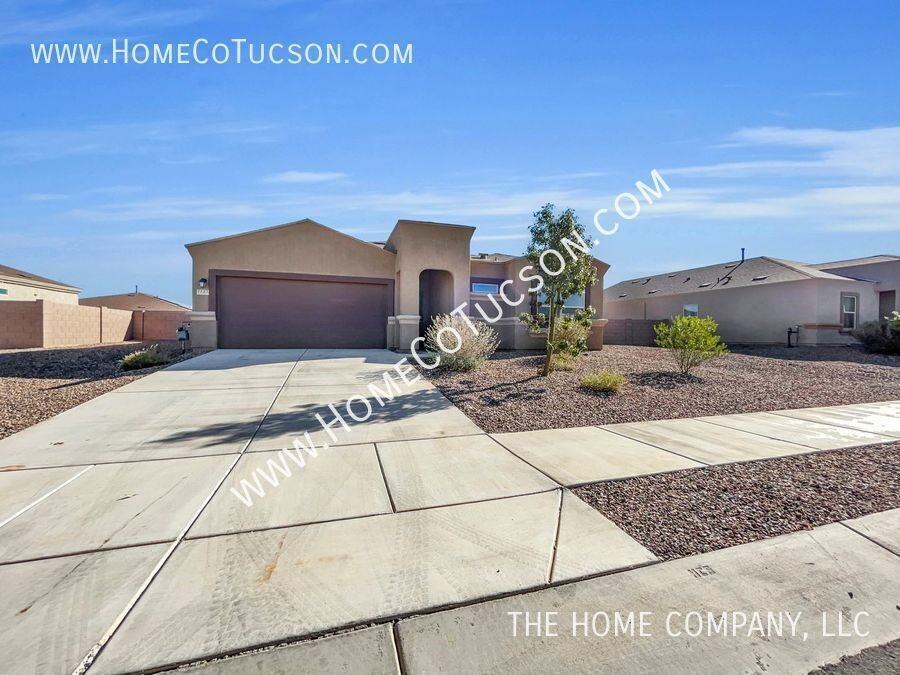 7137 S Draper Rd - Photo 4 of 31