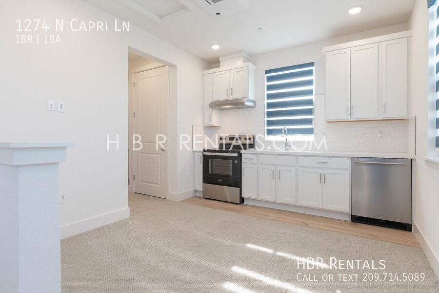 1274 N Capri Ln - Photo 6 of 17