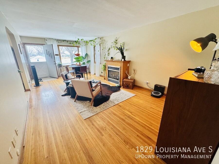 1829 Louisiana Ave S - Photo 6 of 28