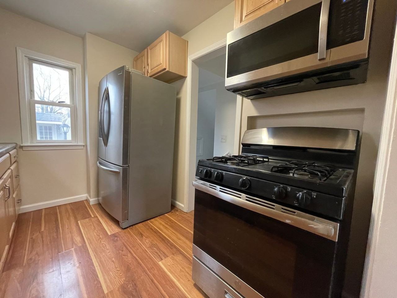 52 Gould Ave - Photo 7 of 21