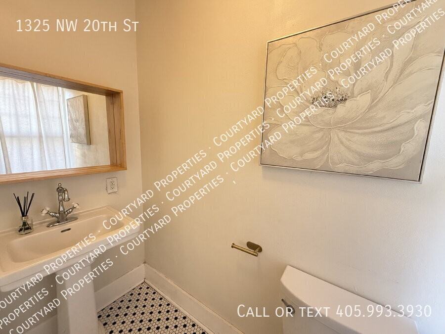 1325 Nw 20th St - Photo 5 of 30