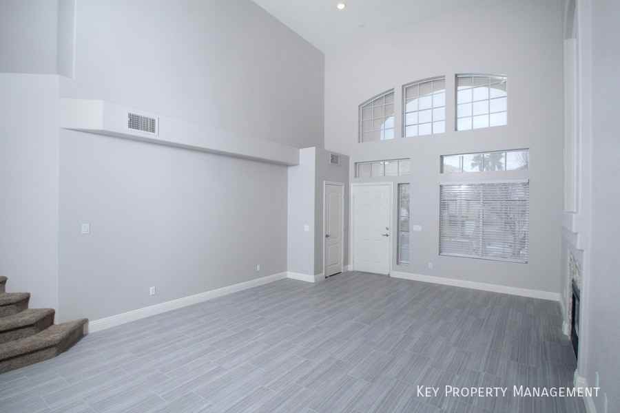 268 Single Petal St - Photo 3 of 37