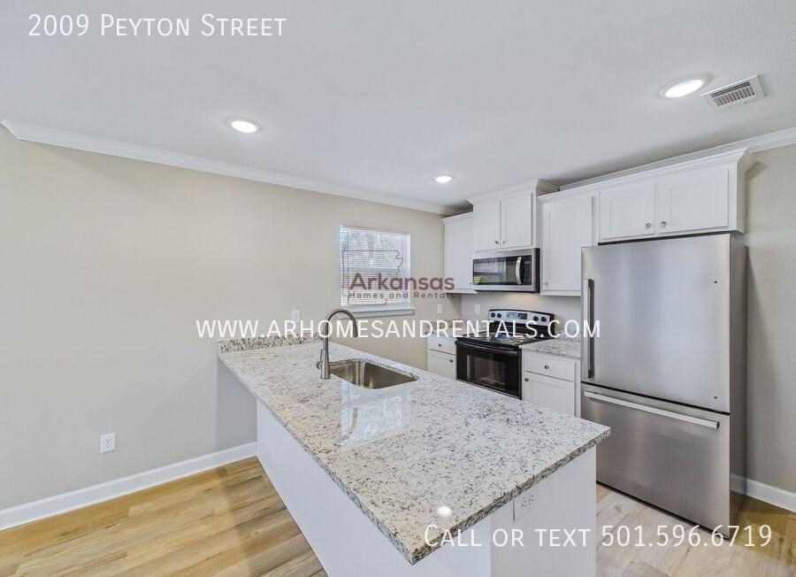 2009 Peyton St - Photo 4 of 12