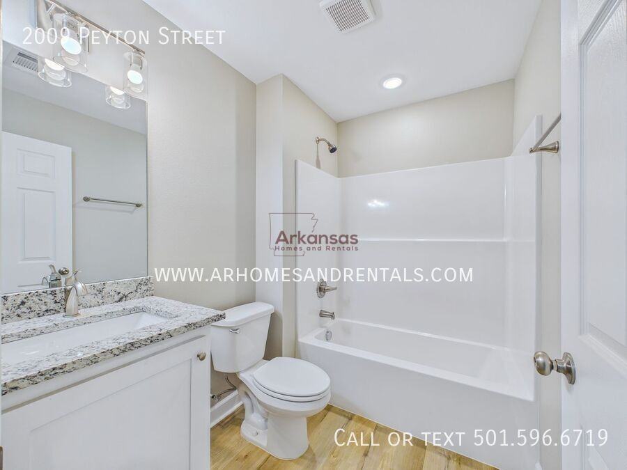 2009 Peyton St - Photo 7 of 12