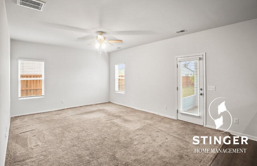 38 Chestnut St - Photo 6 of 36