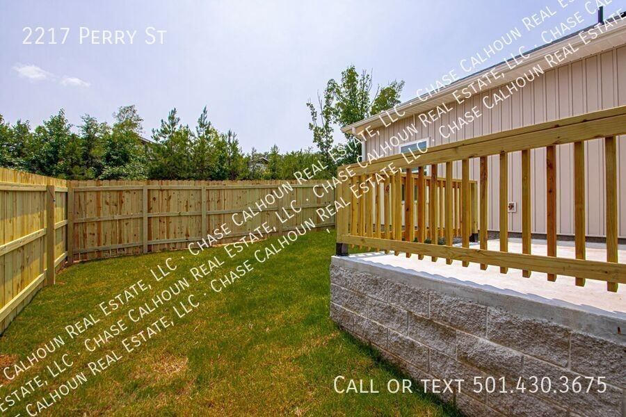 2217 Perry St - Photo 7 of 50