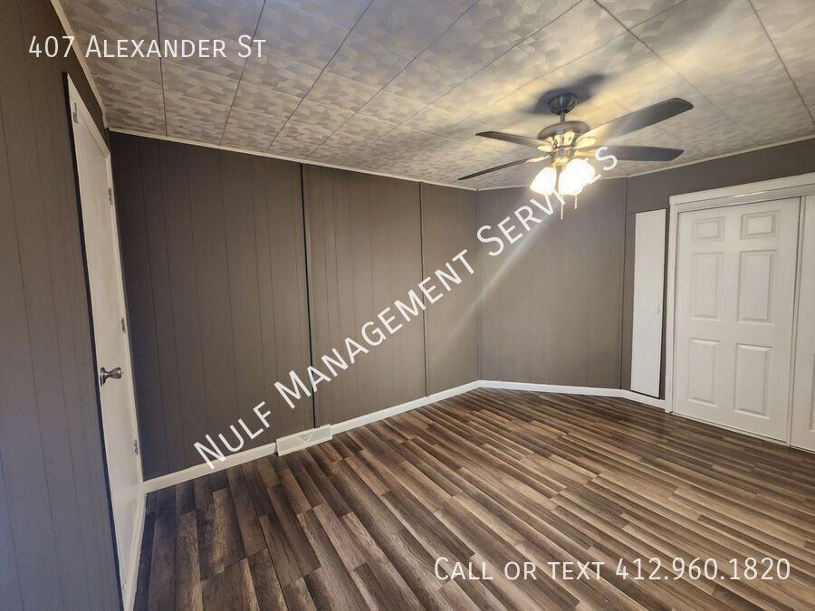 407 Alexander St - Photo 7 of 7