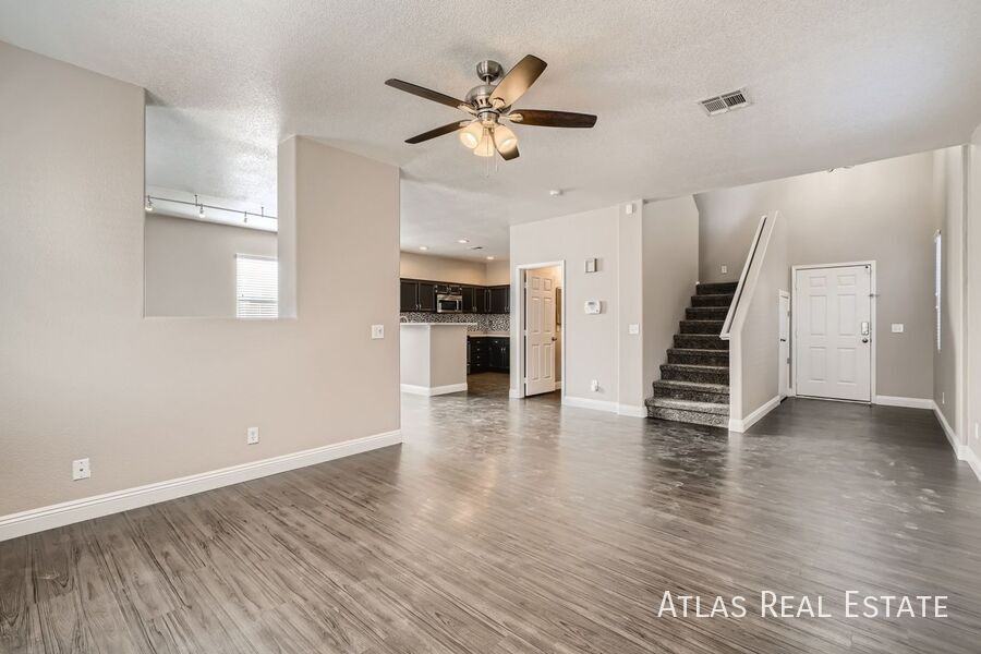 9888 Risto Ct - Photo 3 of 17