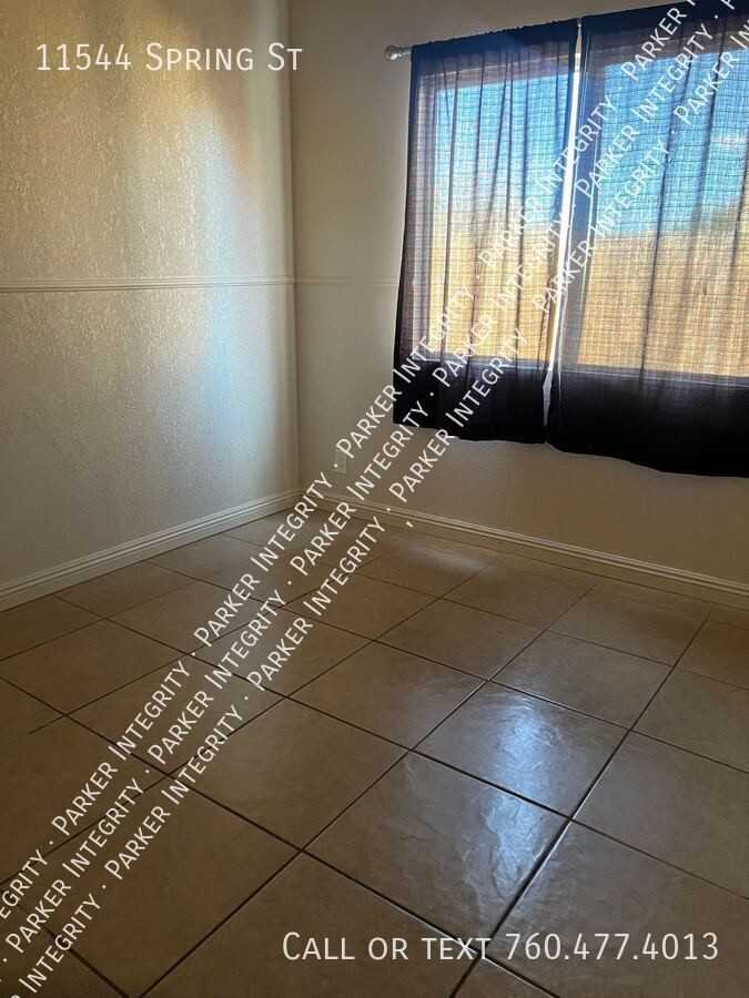 11544 Spring St - Photo 5 of 14