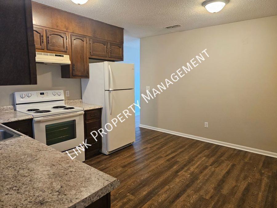 5007 N Moore Ln Apt B - Photo 4 of 30