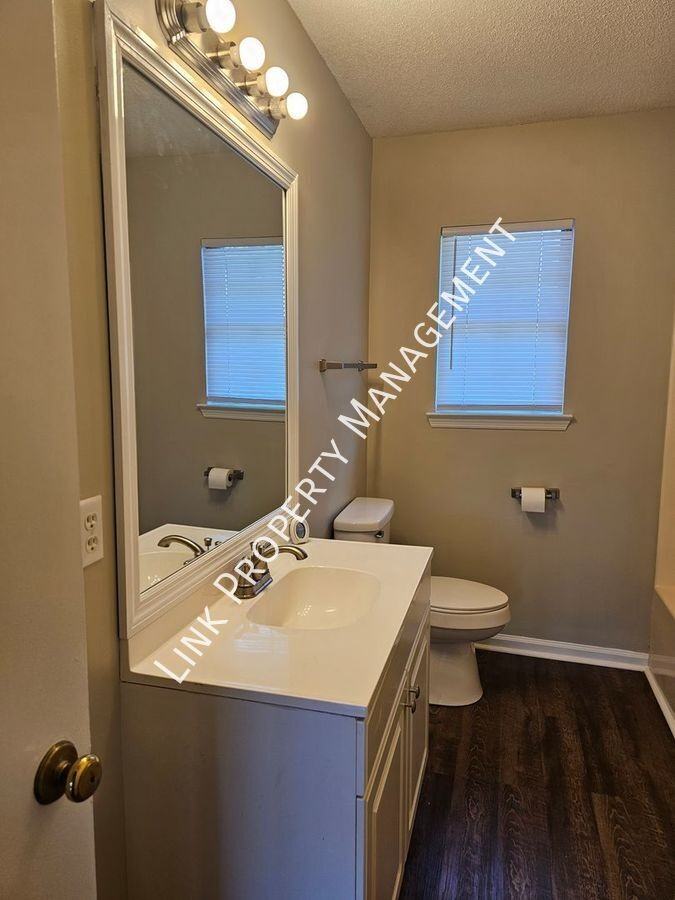 5007 N Moore Ln Apt B - Photo 6 of 30