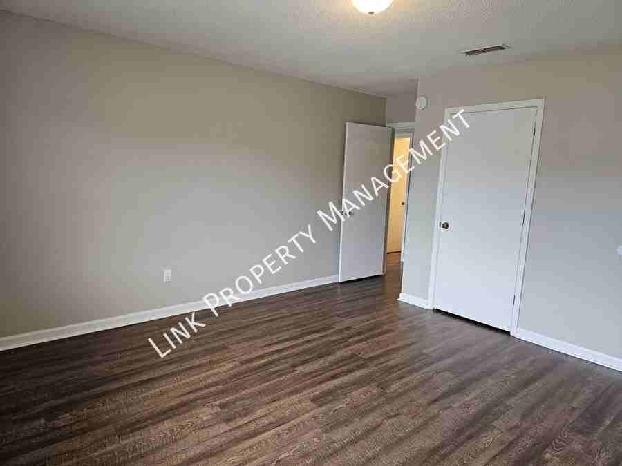 5007 N Moore Ln Apt B - Photo 7 of 30