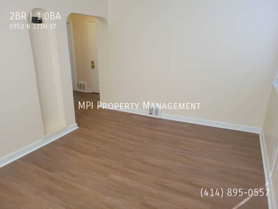 5953 N 37th St - Photo 2 of 11