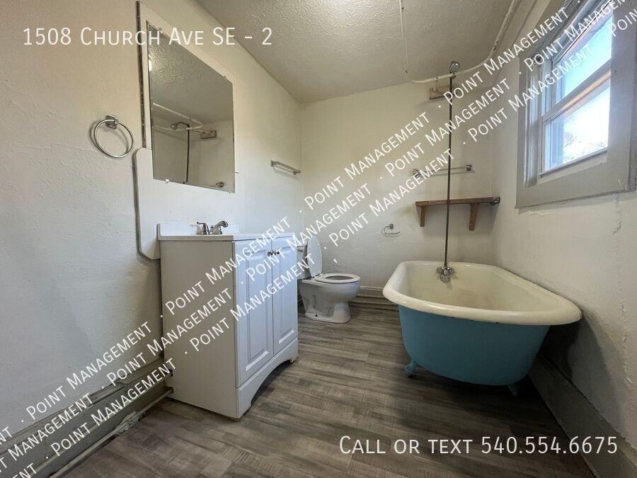 1508 Church Ave Se #2 - Photo 3 of 7