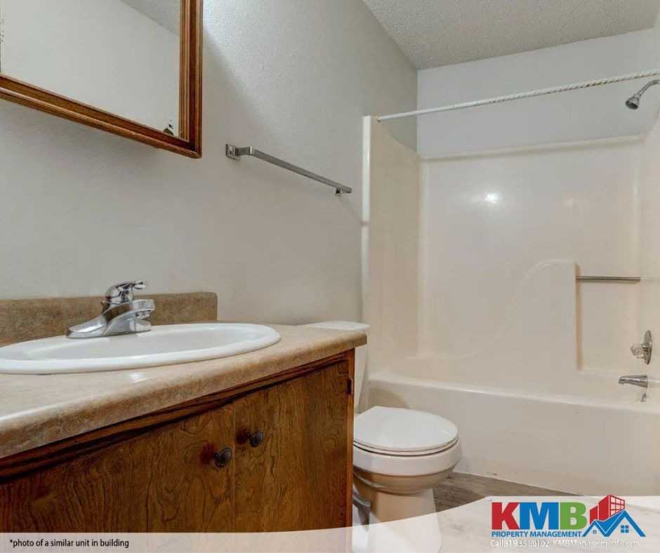 953 Boston Way #3 - Photo 4 of 6