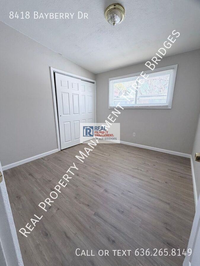 8418 Bayberry Dr - Photo 5 of 15