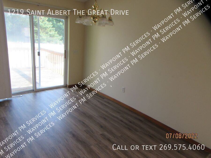 1219 Saint Albert The Great Dr - Photo 2 of 20