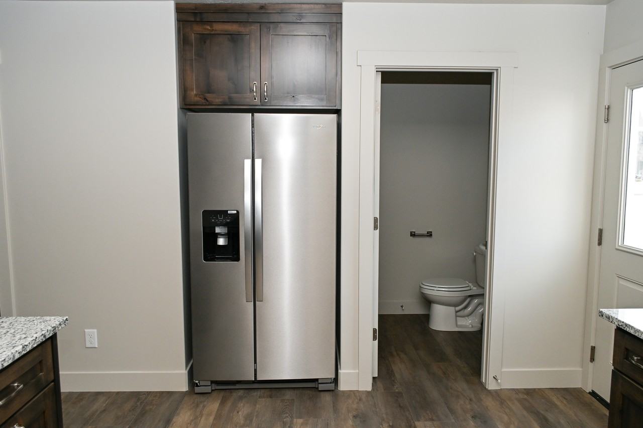 2782 W 450 N - Photo 5 of 17