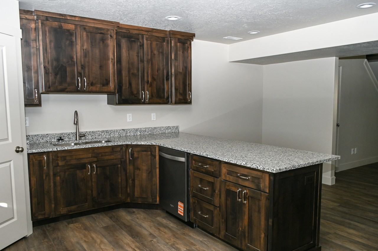 2782 W 450 N - Photo 7 of 17