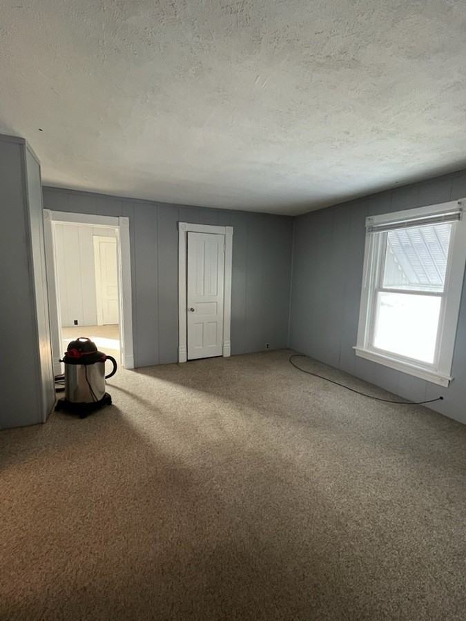 333 W Washington Ave #1-2 - Photo 7 of 9