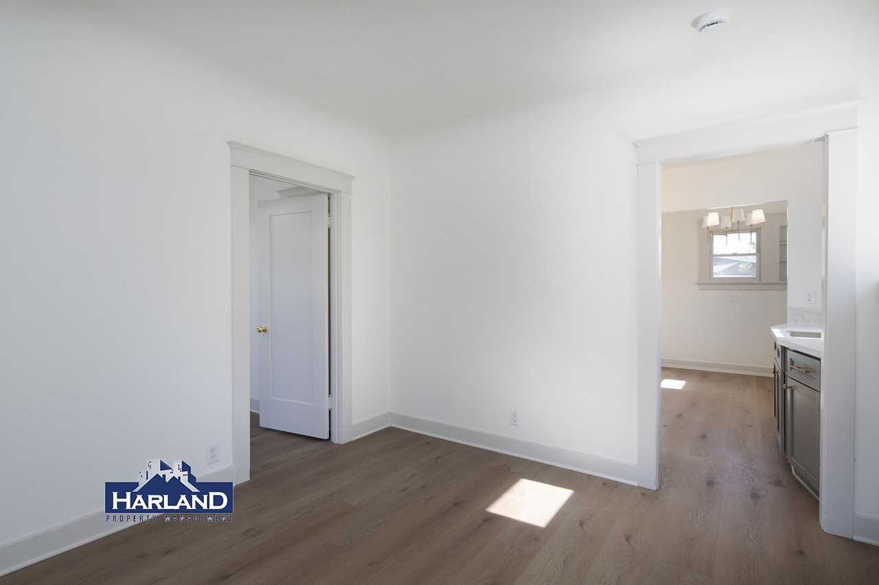 4419 Mississippi St - Photo 2 of 14