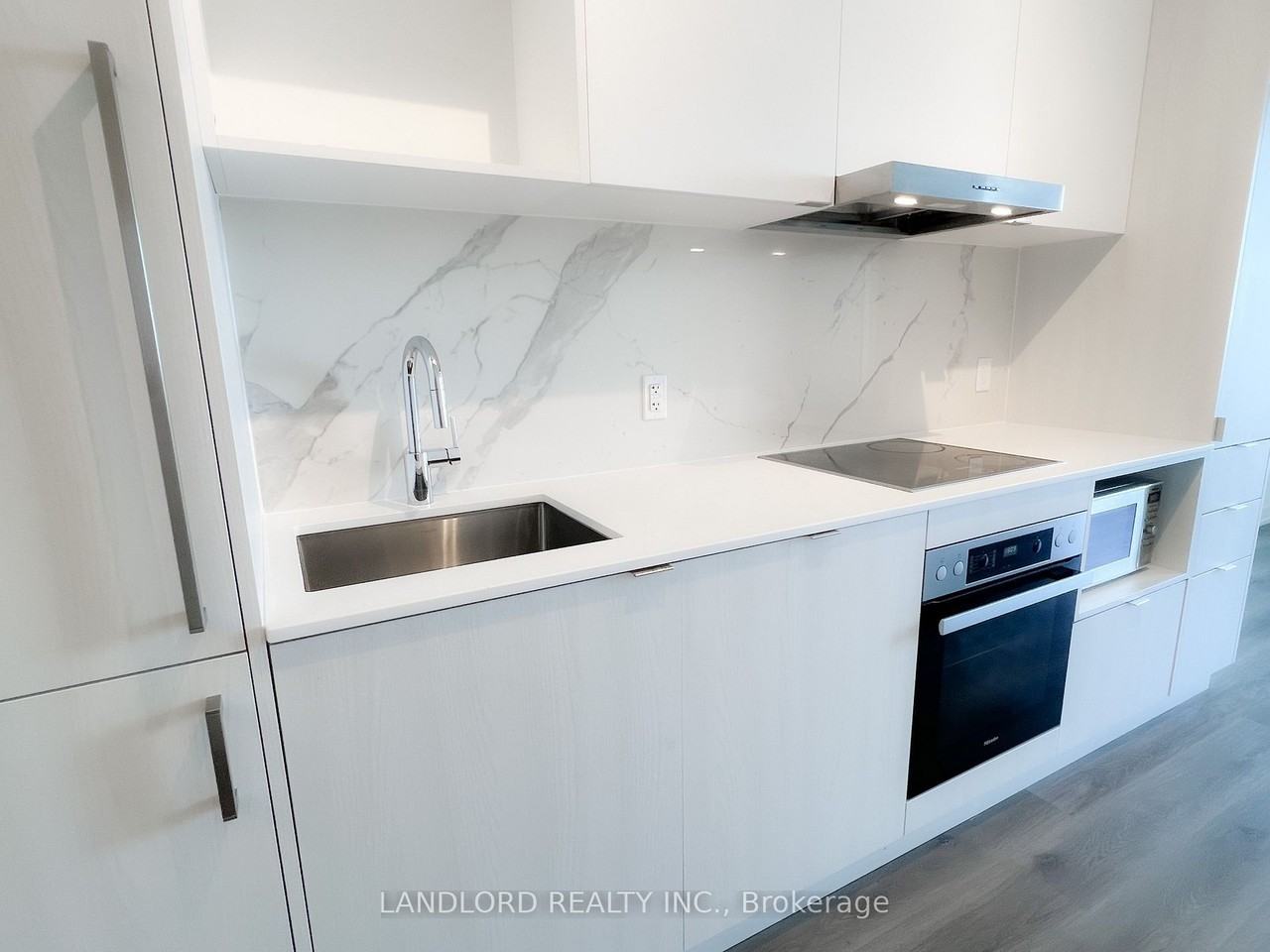 138 Downes St #5607 - Photo 3 of 17