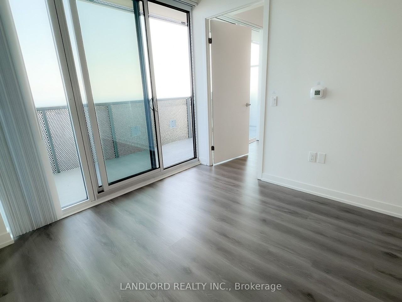 138 Downes St #5607 - Photo 7 of 17