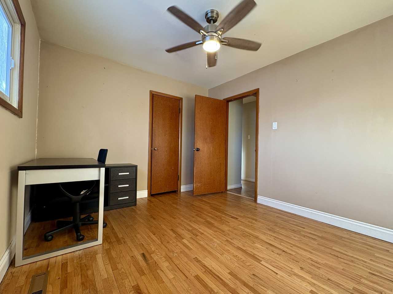 152 Clayte St - Photo 2 of 19