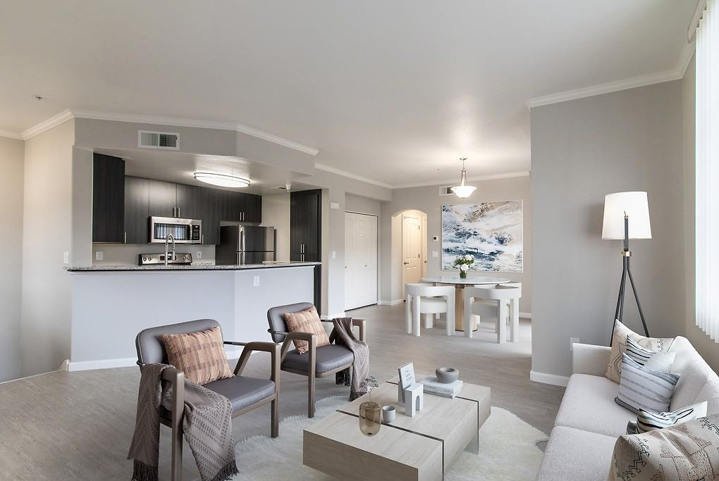 Villa Veneto at Palm Valley - Photo 7 of 31