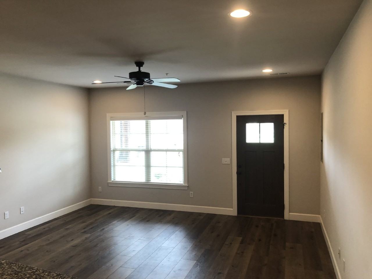 243 Cypress Rdg - Photo 4 of 8