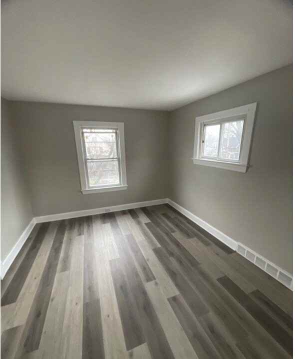 3598 W 48th St - Photo 5 of 11