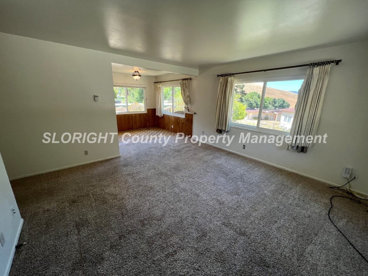 81 E Foothill Blvd - Photo 3 of 16