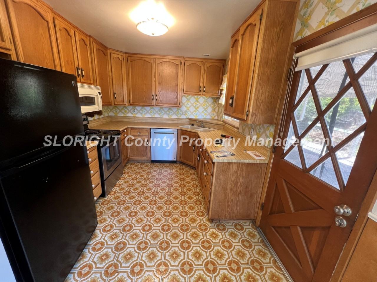 81 E Foothill Blvd - Photo 6 of 16