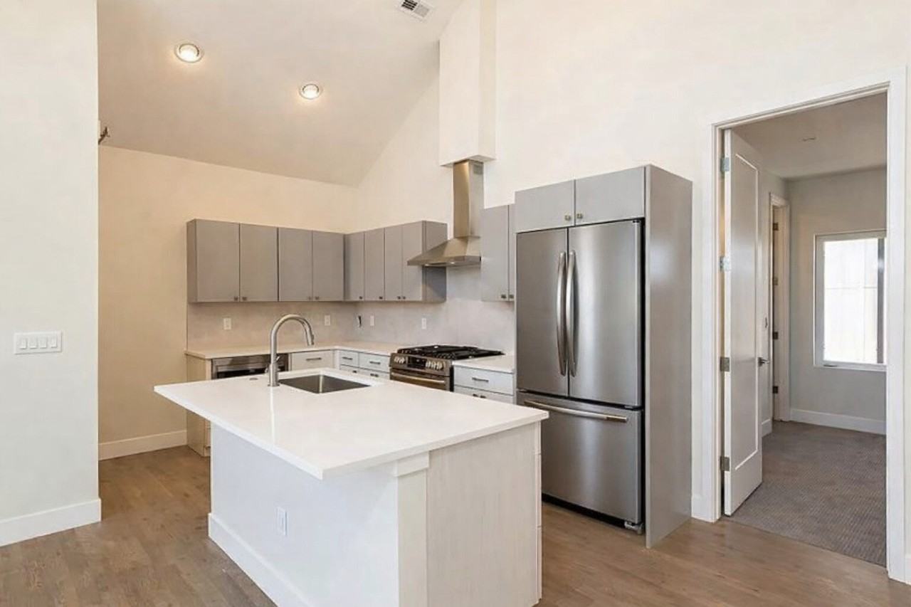 3411 Albion St - Photo 4 of 14