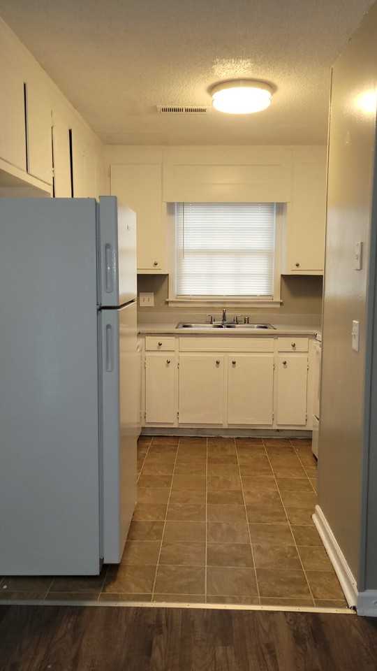 1506 Ascent Trl Nw #B - Photo 6 of 23