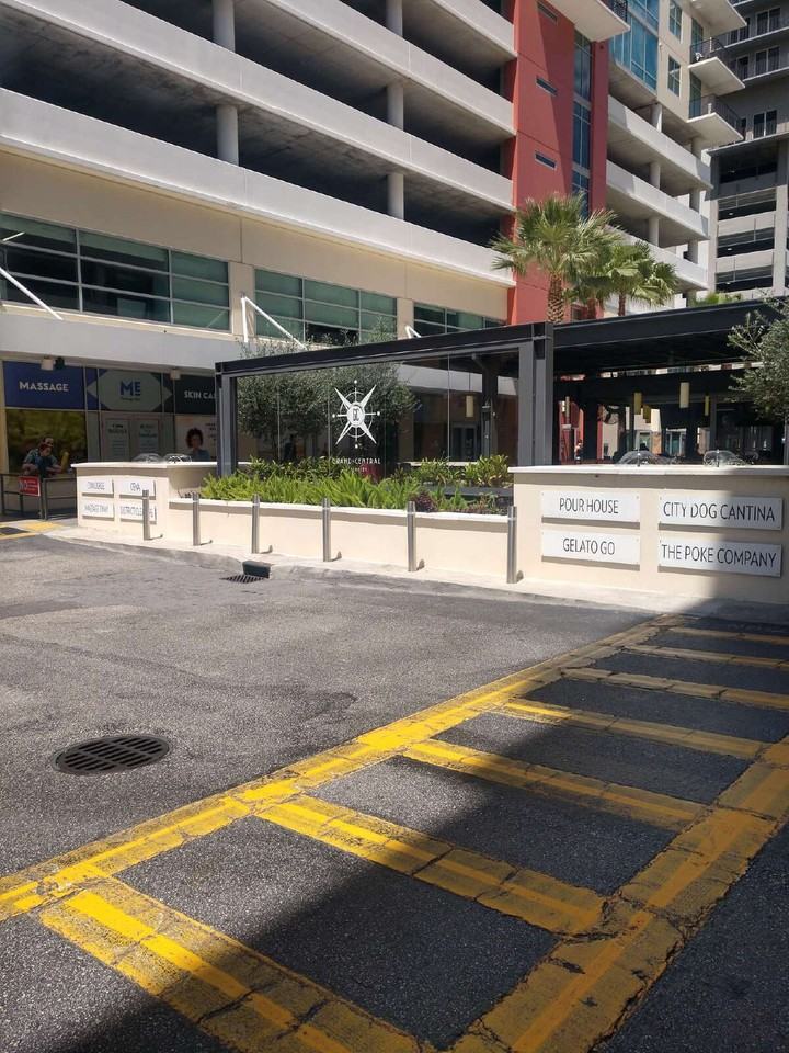 1208 E Kennedy Blvd #1127 - Photo 2 of 24