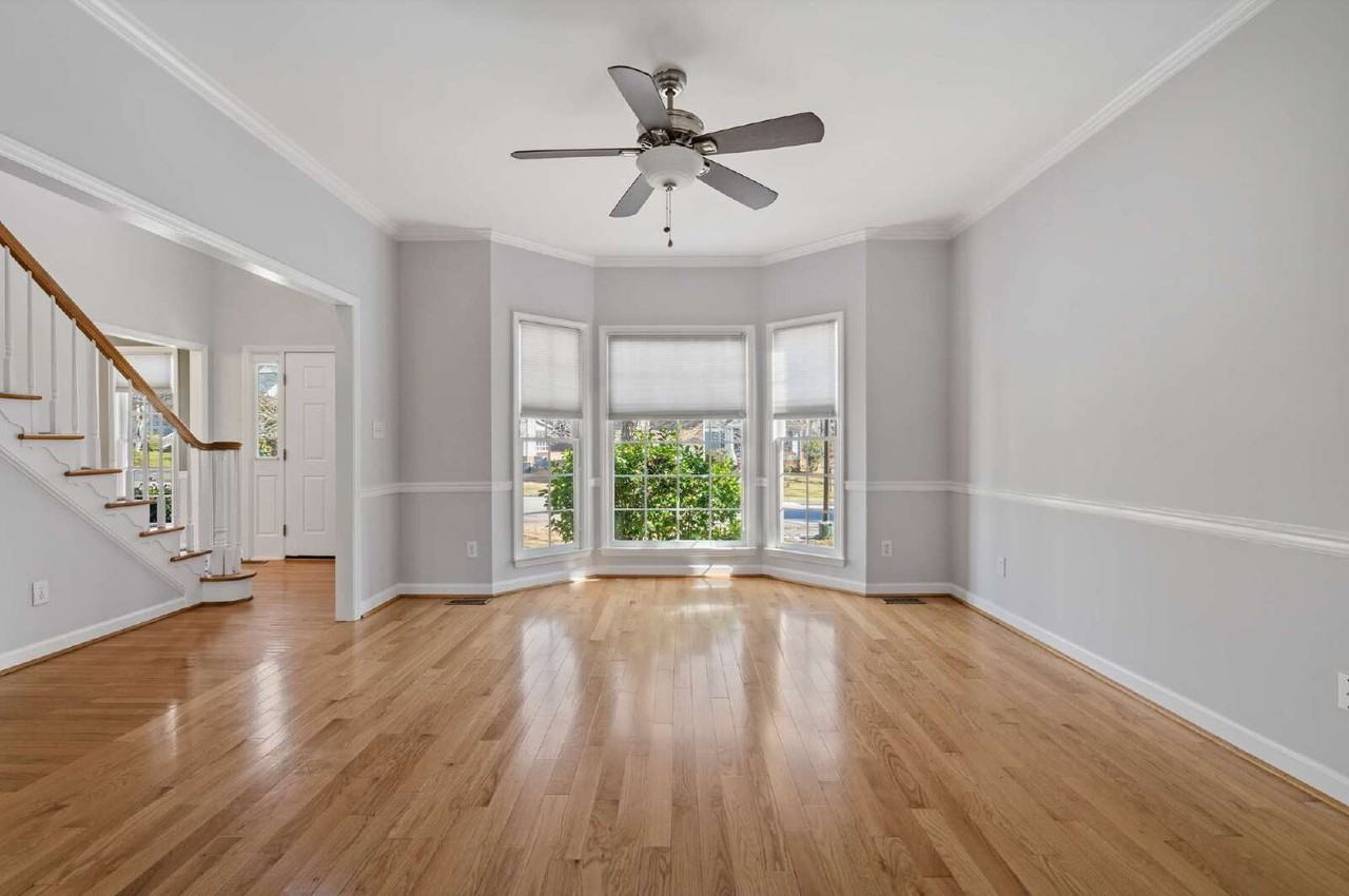 310 Loblolly Dr - Photo 7 of 37