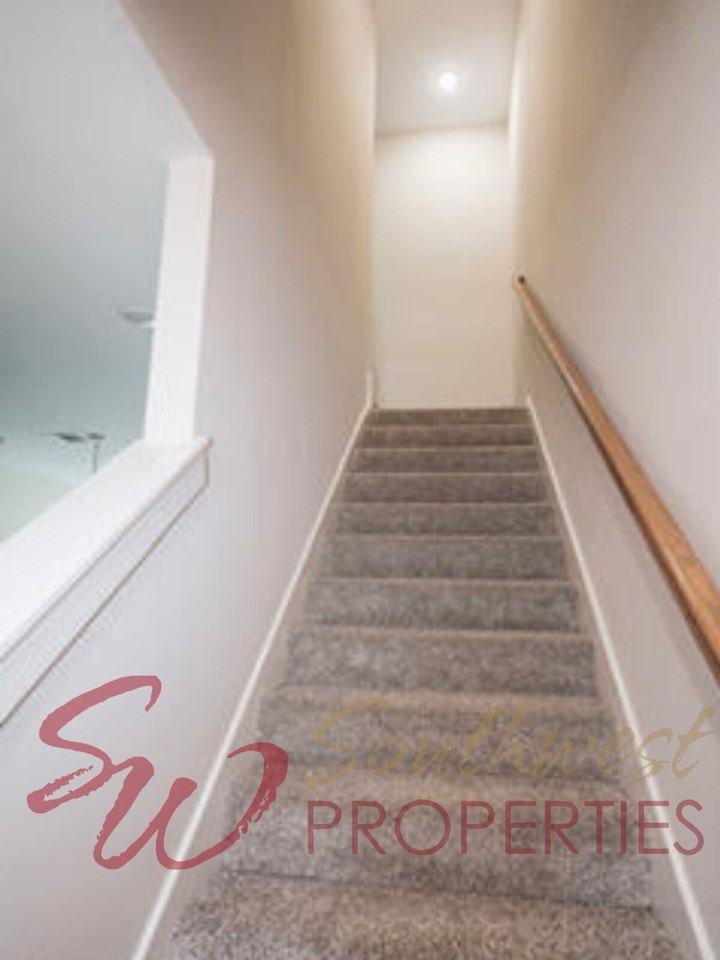 513 Galt Dr - Photo 6 of 17