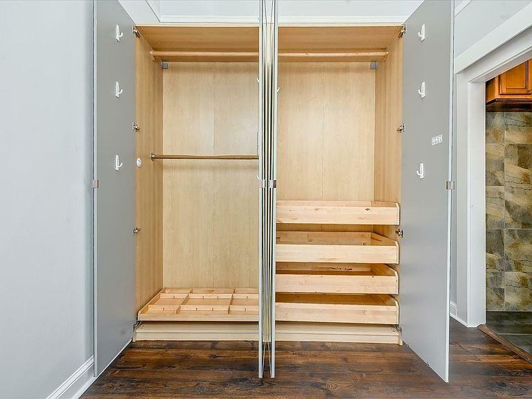 278 Fair Oaks St - Photo 6 of 21