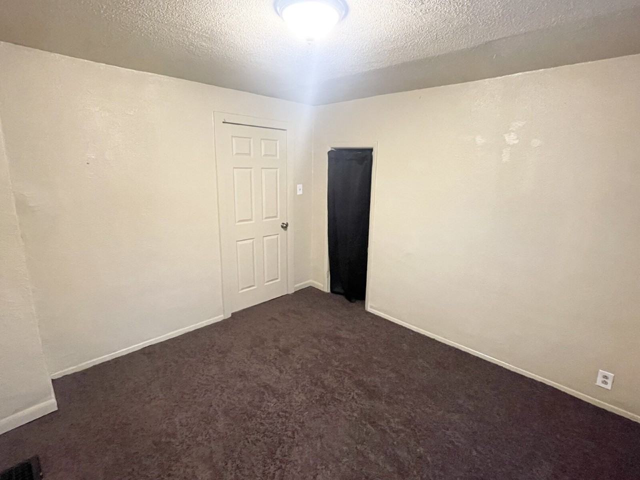 2232 Arrow Ave - Photo 3 of 7