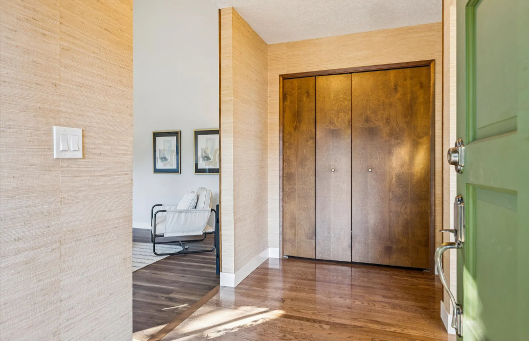 2583 Pimlico Dr #NA - Photo 3 of 37