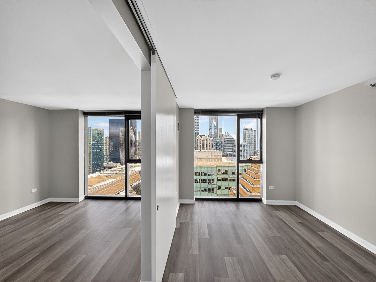 208 N Wells St #3909 - Photo 6 of 16