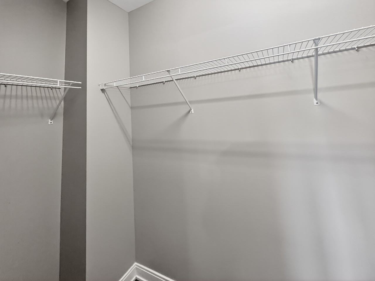 208 N Wells St #3909 - Photo 7 of 16