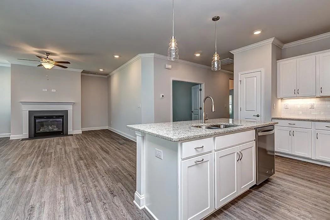 5126 Helmsworth Dr #NA - Photo 2 of 23