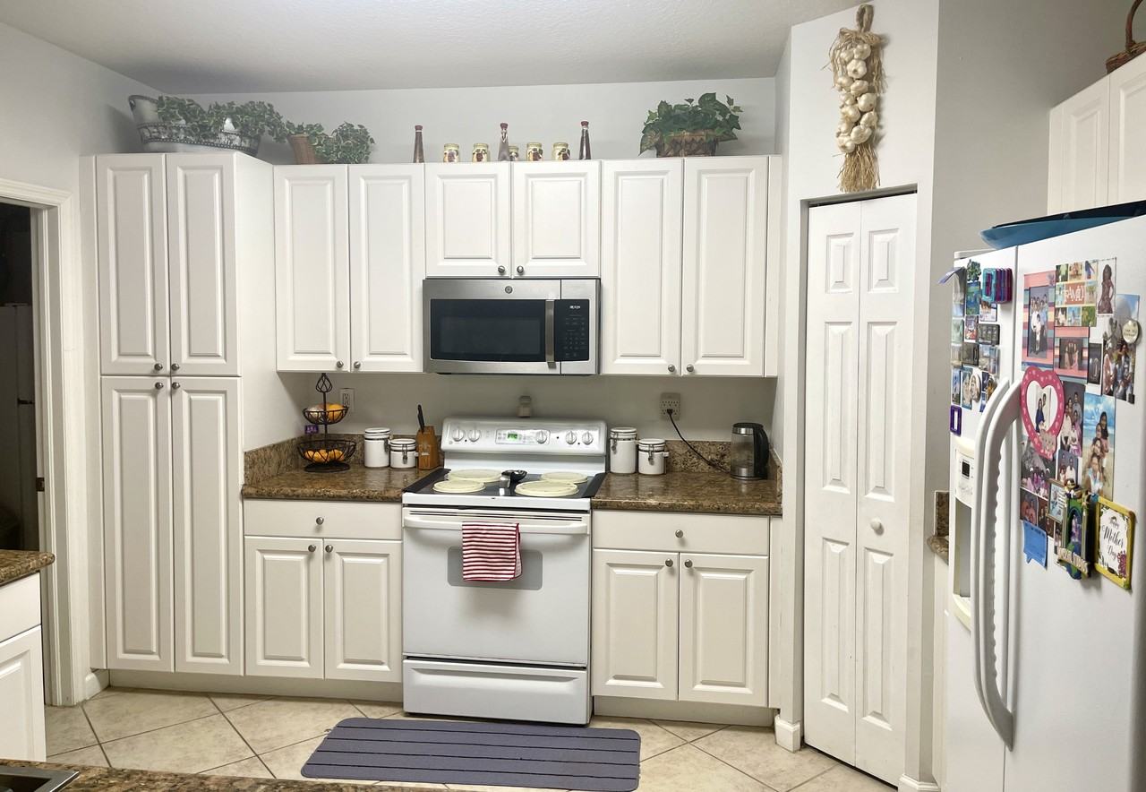 11210 Nw 73rd Ter #11210 - Photo 7 of 9