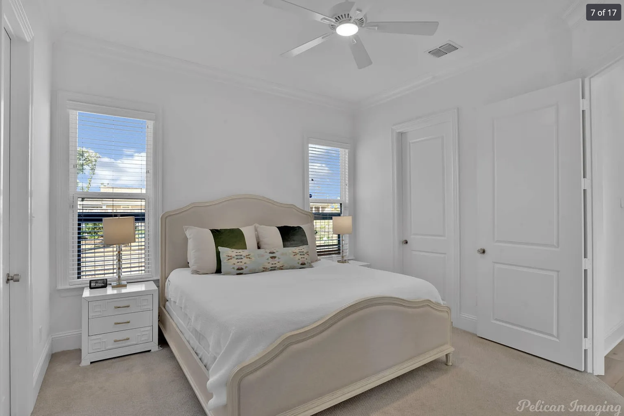 2061 Woodberry Ave #NA - Photo 2 of 13