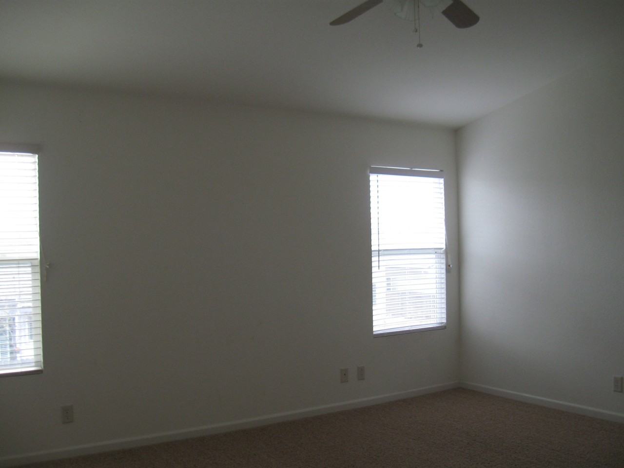 1742 Dunsmuir Way #NA - Photo 3 of 13