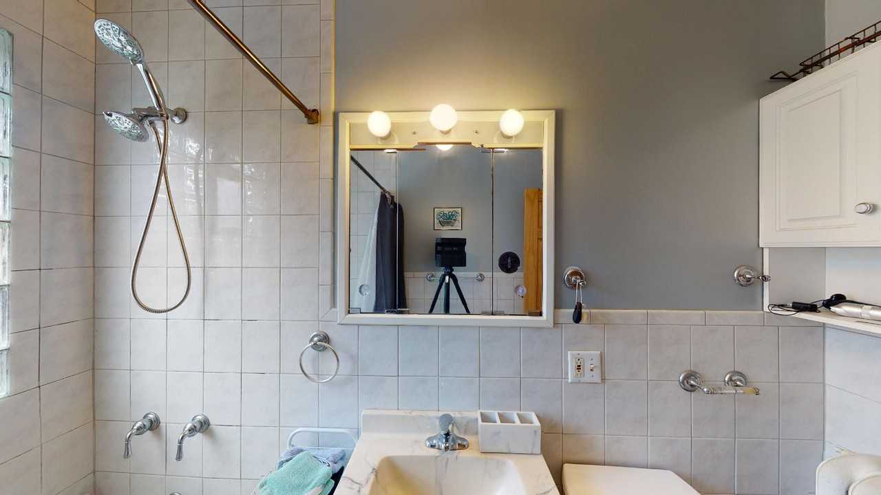 4701 W Warwick Ave #2 - Photo 7 of 12